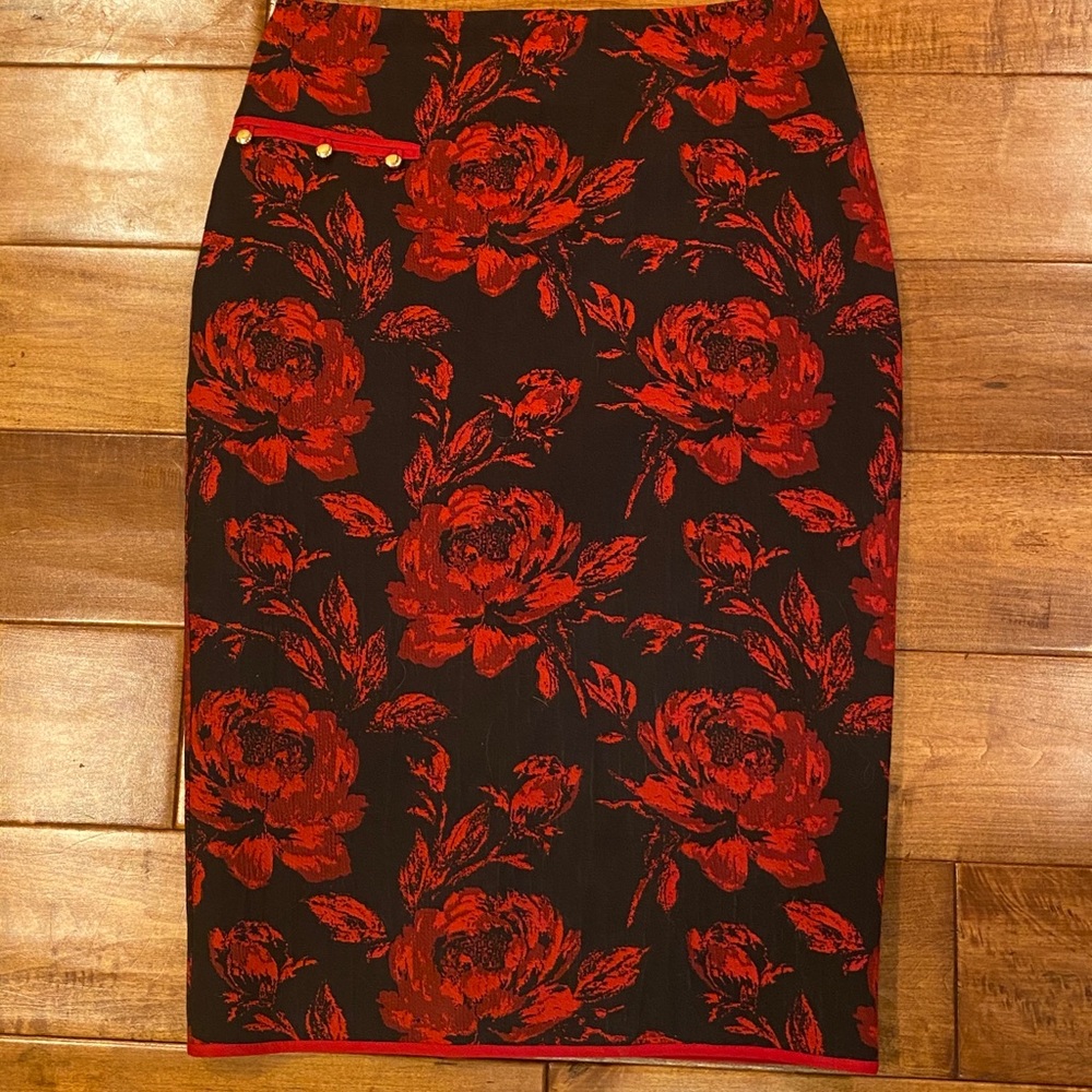 Even Mendez Floral Pencil Skirt